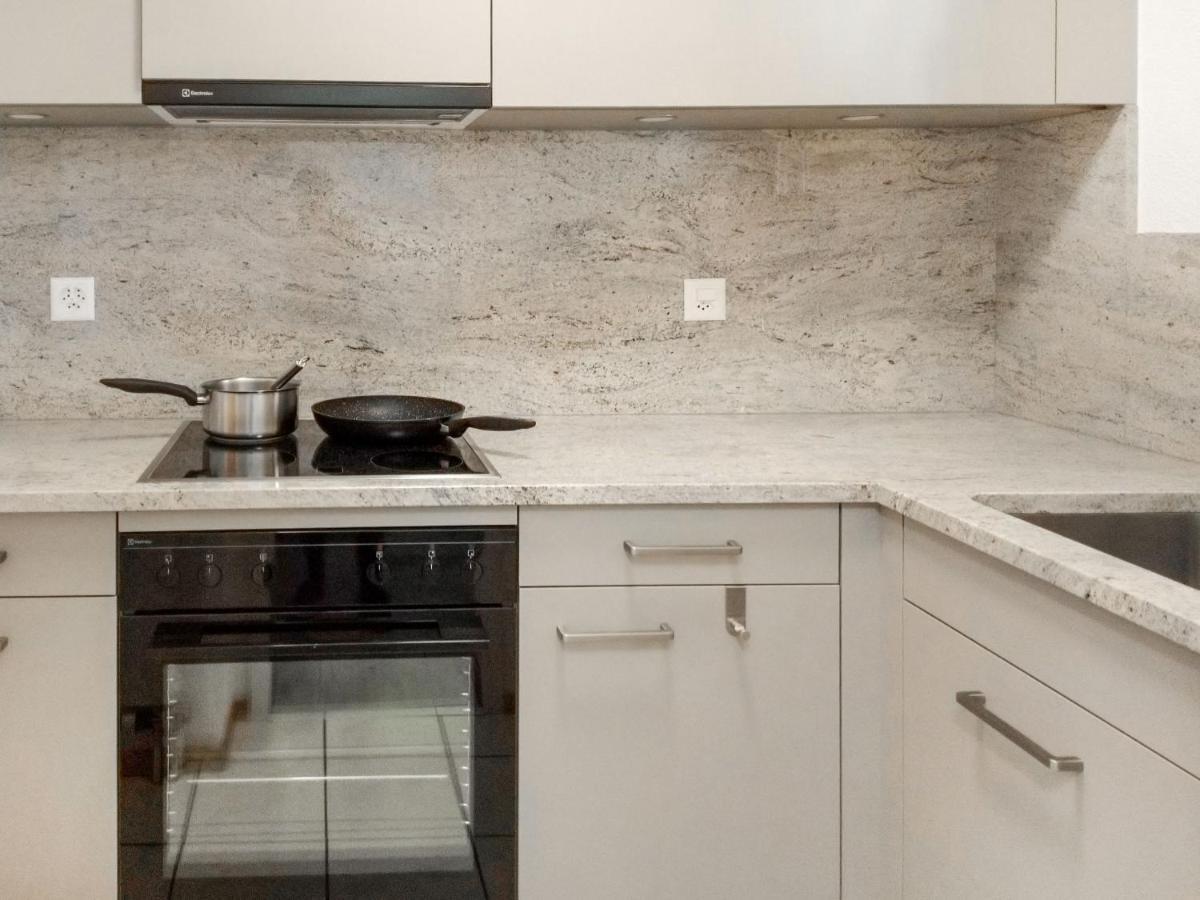 Apartment Eaux-Vives 202 By Interhome Овроназ Екстериор снимка